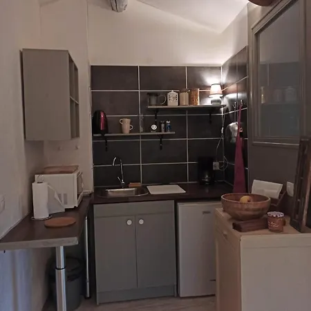 Appartement Entre Vignes Et Pierres *